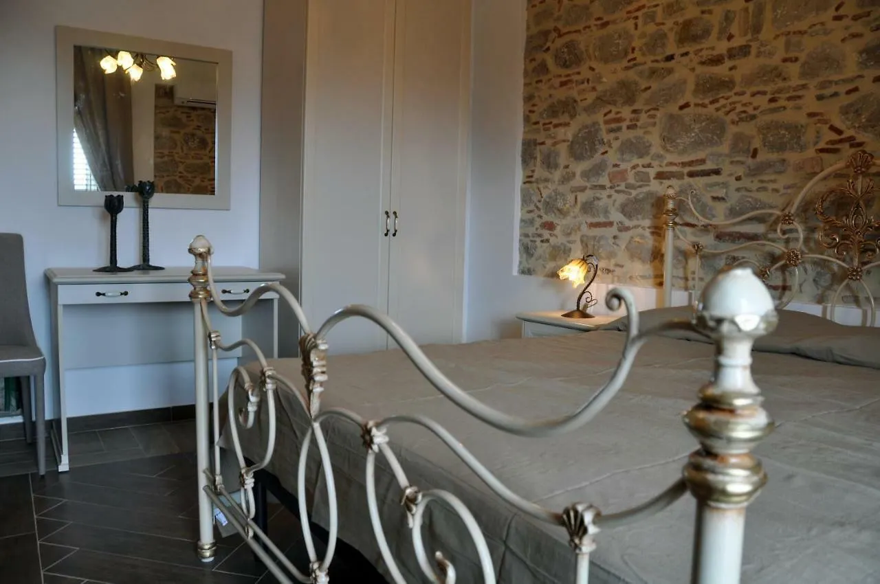 Casa Di Carlo Bed and Breakfast San Fratello Bed & Breakfast