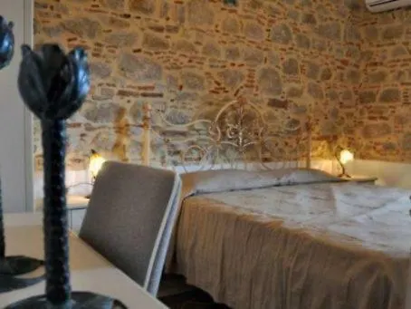 Casa Di Carlo Bed and Breakfast San Fratello 0*,  Italia